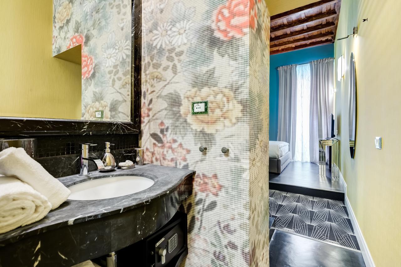 The French Suites By Oneup Hospitality 罗马 外观 照片